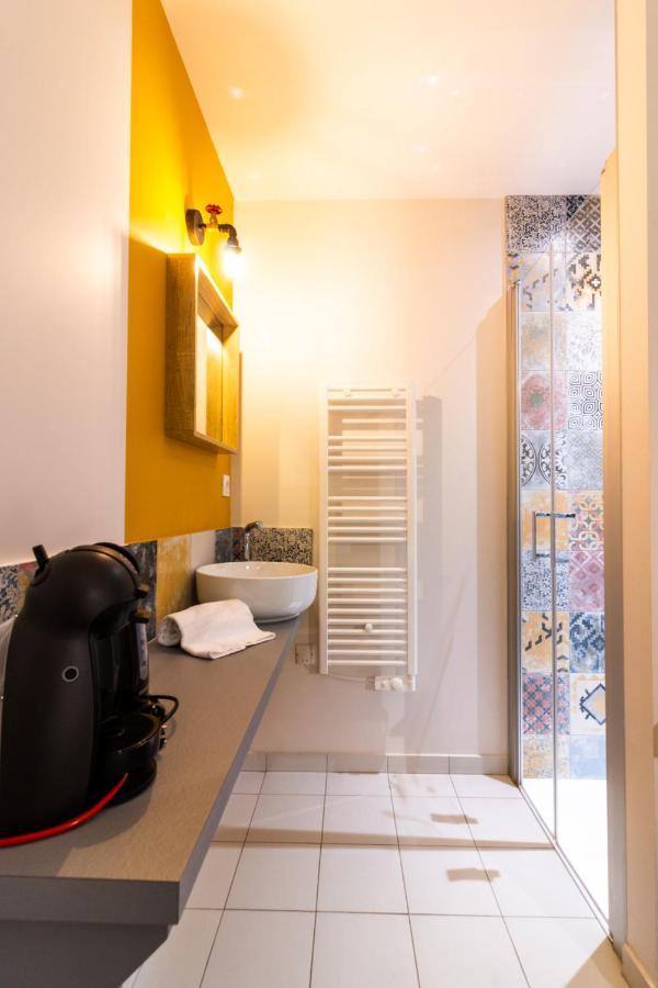 Les Halles Positives, Draps Compris Sarlat-la-Caneda Bagian luar foto