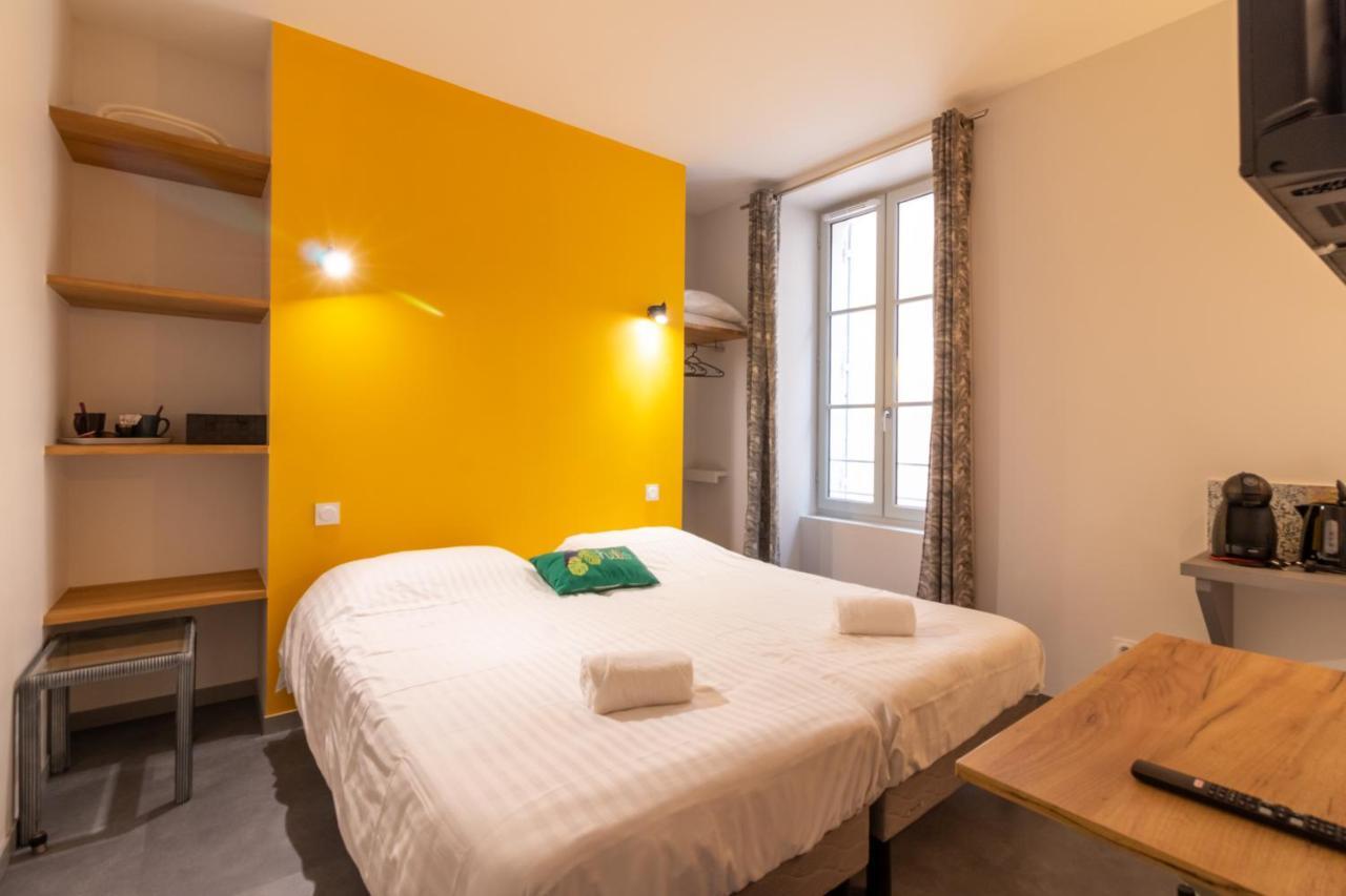 Les Halles Positives, Draps Compris Sarlat-la-Caneda Bagian luar foto